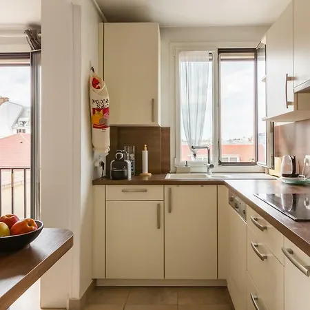 Apartment Veeve - Canal Saint Martin Pad Paris
